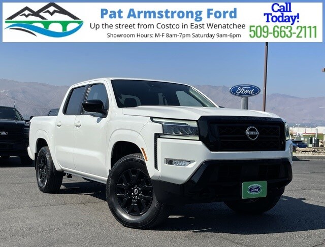 2023 Nissan Frontier SV's photo
