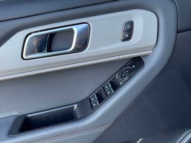 2026 Ford Explorer Active - Photo 22