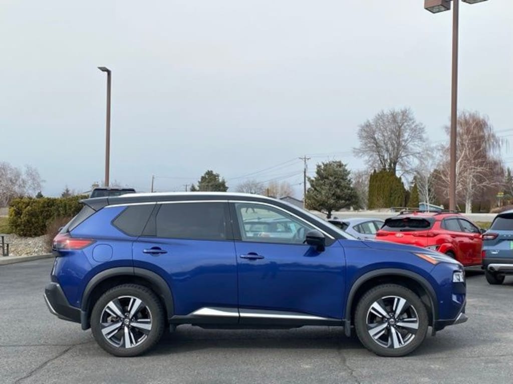 Used 2021 Nissan Rogue Platinum SUV