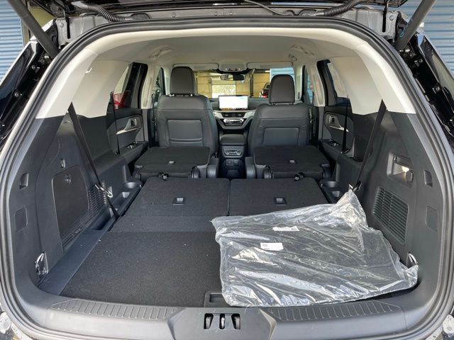 2026 Ford Explorer Active - Photo 24