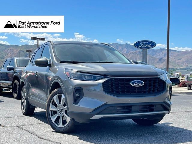 2025 Ford Escape Platinum AWD's photo
