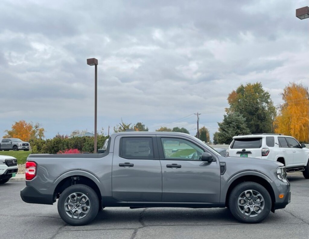 New 2025 Ford Maverick XLT Truck SuperCrew