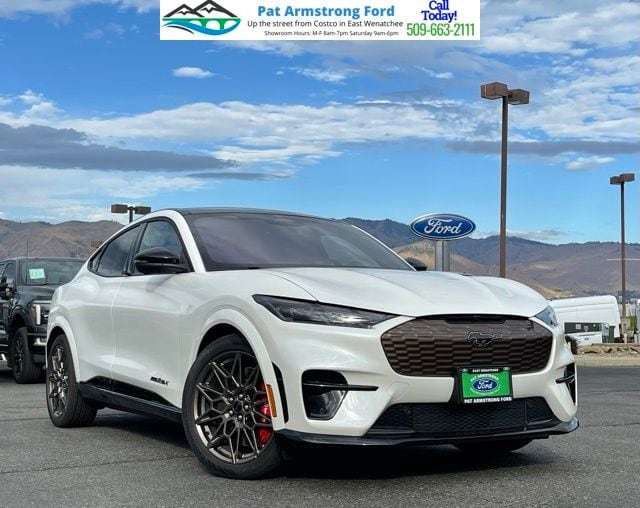 2025 Ford Mustang Mach-E GT