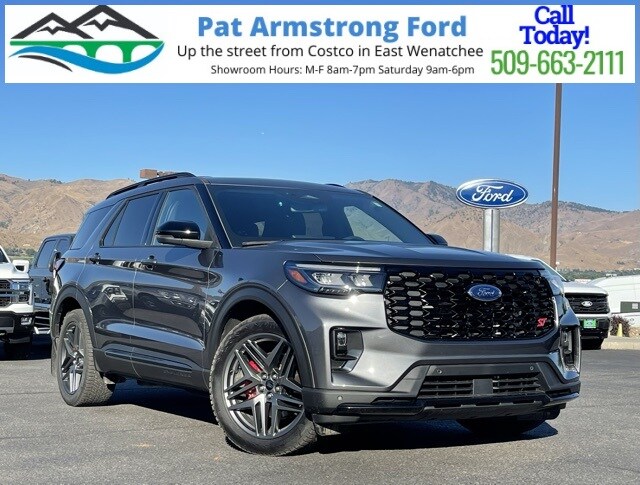 2025 Ford Explorer ST's photo