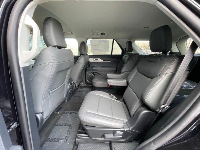 2026 Ford Explorer Active - Photo 7