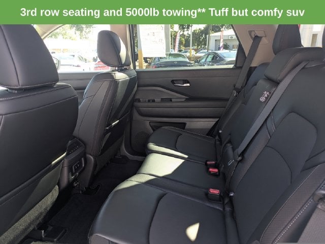2026 Nissan Pathfinder SL - Photo 14