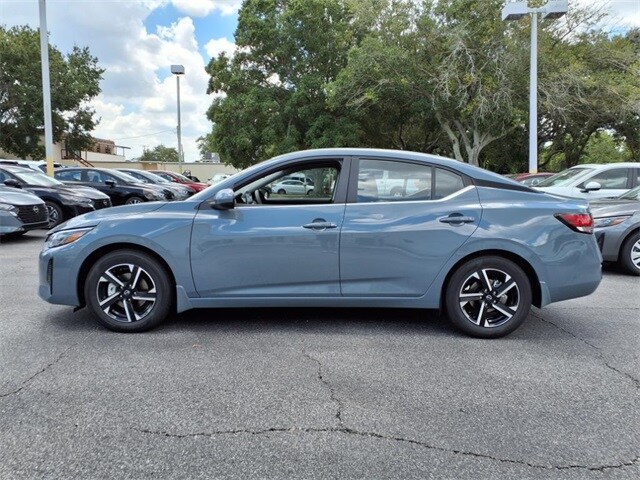 2025 Nissan Sentra SV photo 4