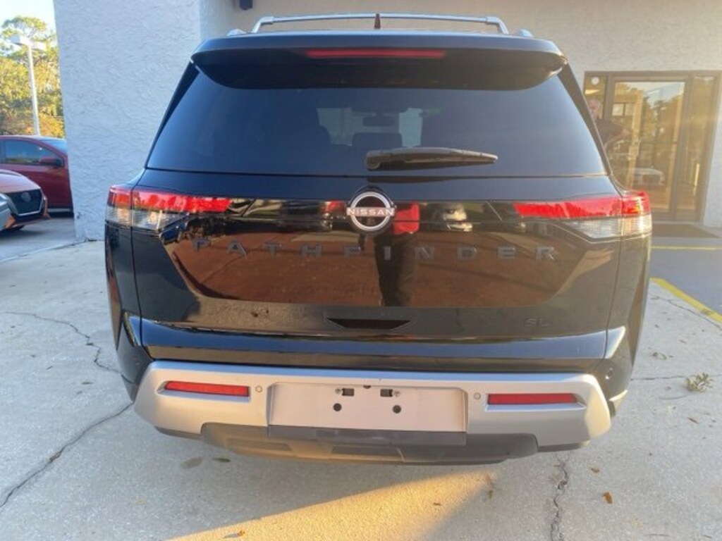 Certified 2022 Nissan Pathfinder SL SL 2WD