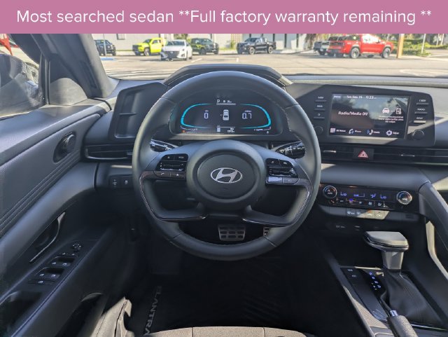 2025 Hyundai Elantra SEL - Photo 16