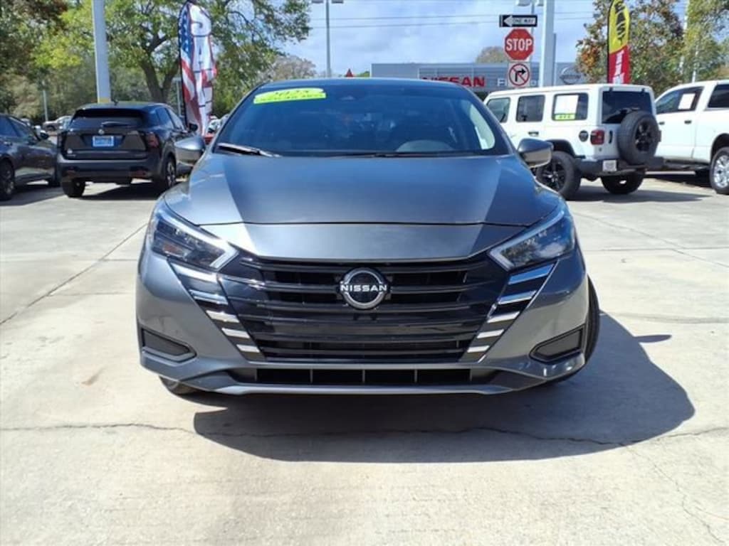 Certified 2025 Nissan Versa SV SV CVT