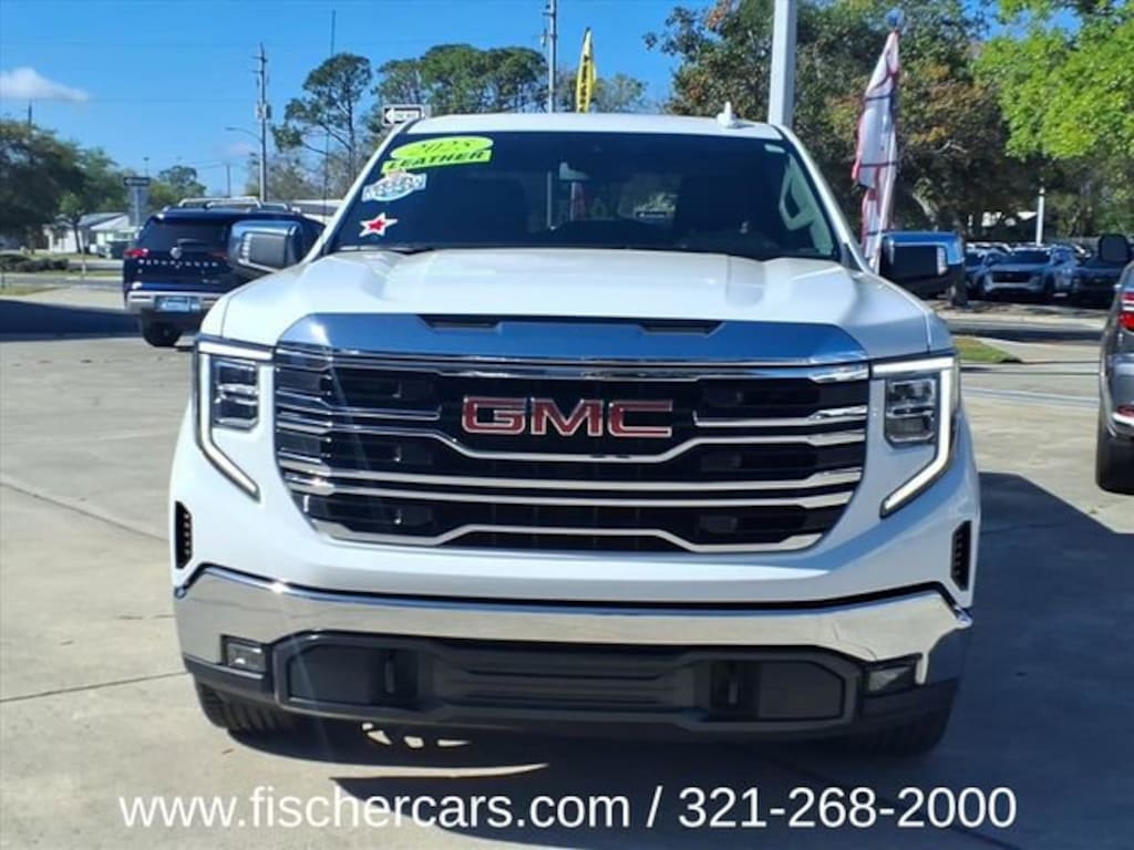 Used 2025 GMC Sierra 1500 SLT 2WD Crew Cab 147 SLT