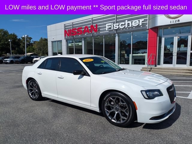 Used 2018 Chrysler 300 Touring with VIN 2C3CCAAG5JH320390 for sale in Titusville, FL