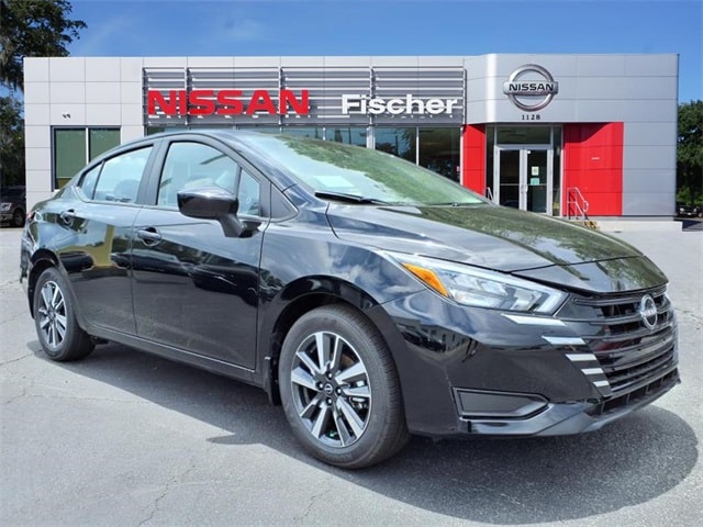 2025 Nissan Versa Sedan SV's photo