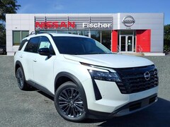 2026 Nissan Pathfinder SL SUV