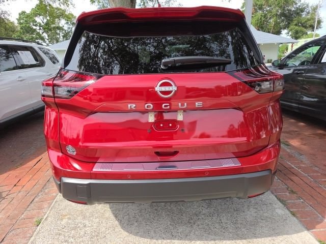2026 Nissan Rogue SV - Photo 7