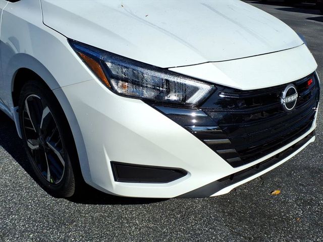 2025 Nissan Versa Sedan SR - Photo 10