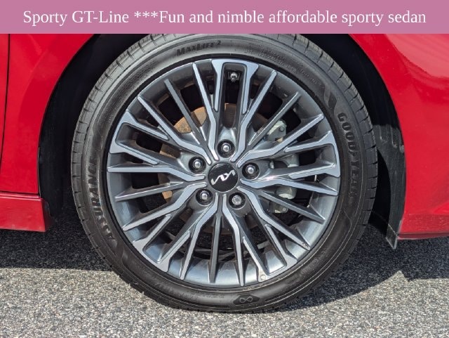 2024 Kia Forte GT-Line - Photo 11