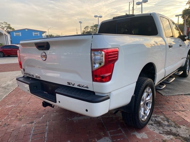 2024 Nissan Titan SV photo 2