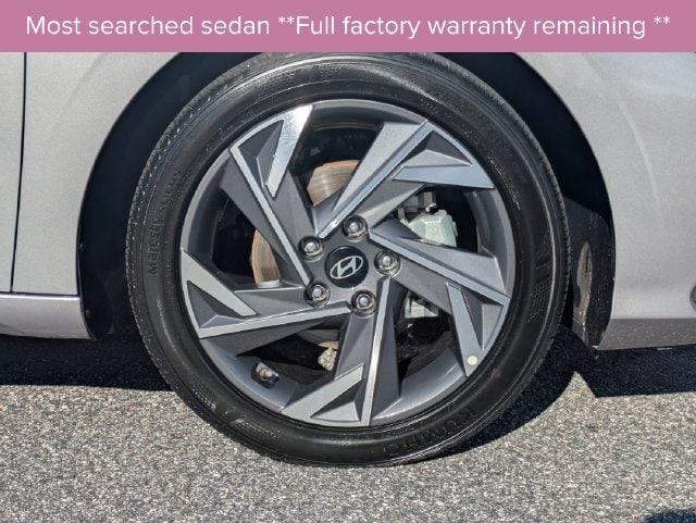 2025 Hyundai Elantra SEL - Photo 11