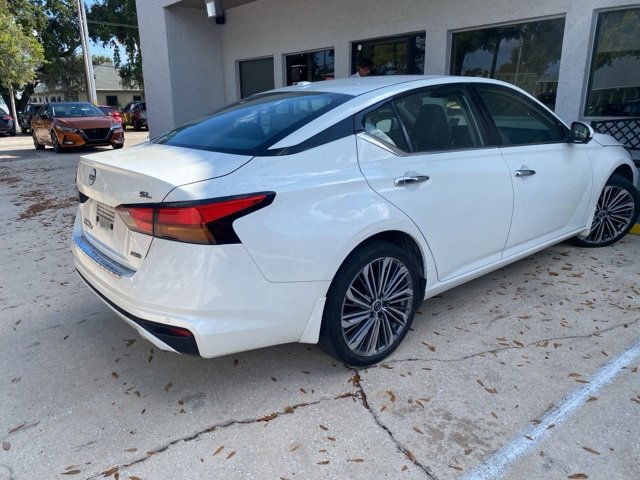 2023 Nissan Altima 2.5 SL photo 3