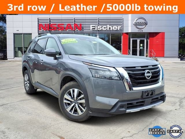 2025 Nissan Pathfinder SL 2WD 