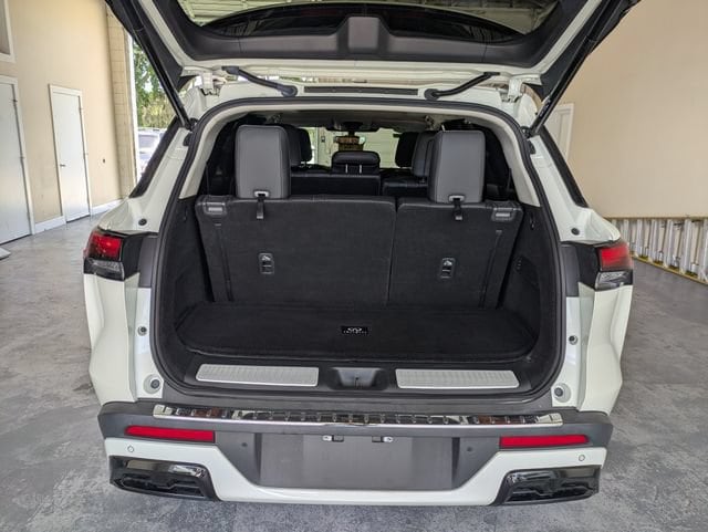 2023 INFINITI QX60 LUXE - Photo 13