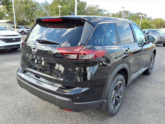 2026 Nissan Rogue SV - Photo 8