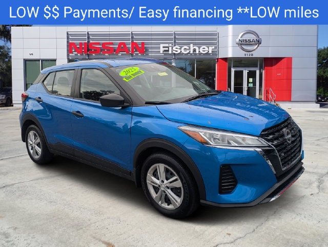 2025 Nissan Kicks Play