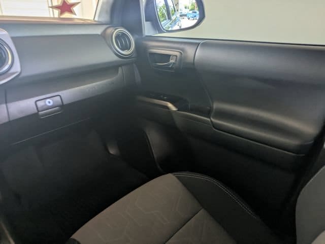 2021 Toyota Tacoma TRD Off Road - Photo 17