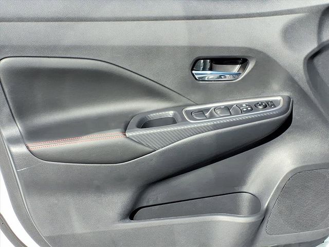 2025 Nissan Versa Sedan SR - Photo 15