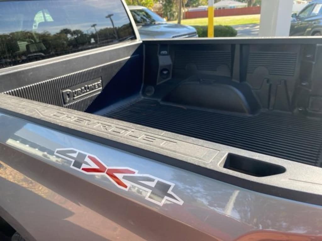 Used 2025 Chevrolet Silverado 1500 LT 4WD Crew Cab 147 LT w/1LT