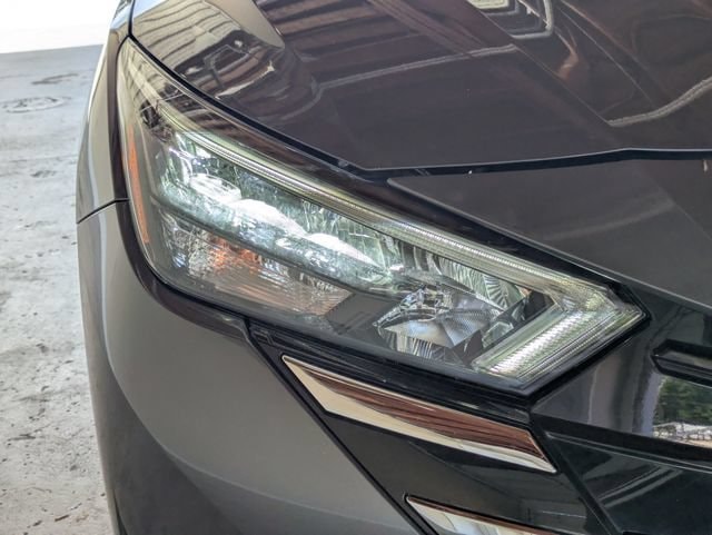 2025 Nissan Versa Sedan SV - Photo 10