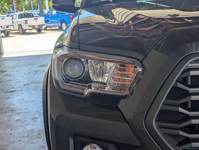 2021 Toyota Tacoma TRD Off Road - Photo 10
