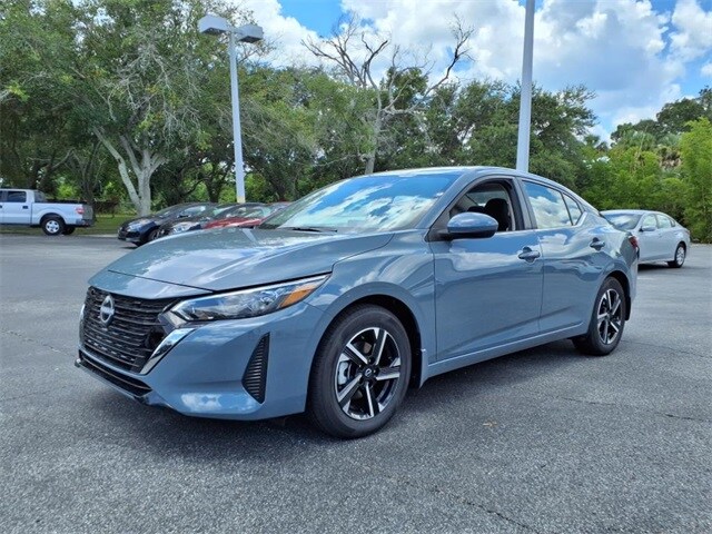 2025 Nissan Sentra SV photo 3