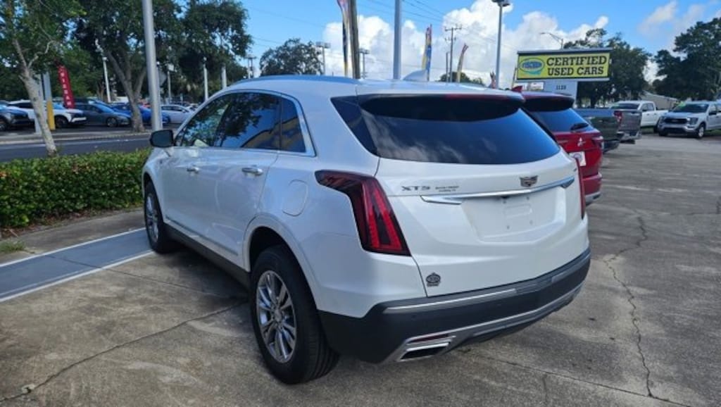 Used 2021 Cadillac XT5 FWD Premium Luxury FWD  Premium Luxury