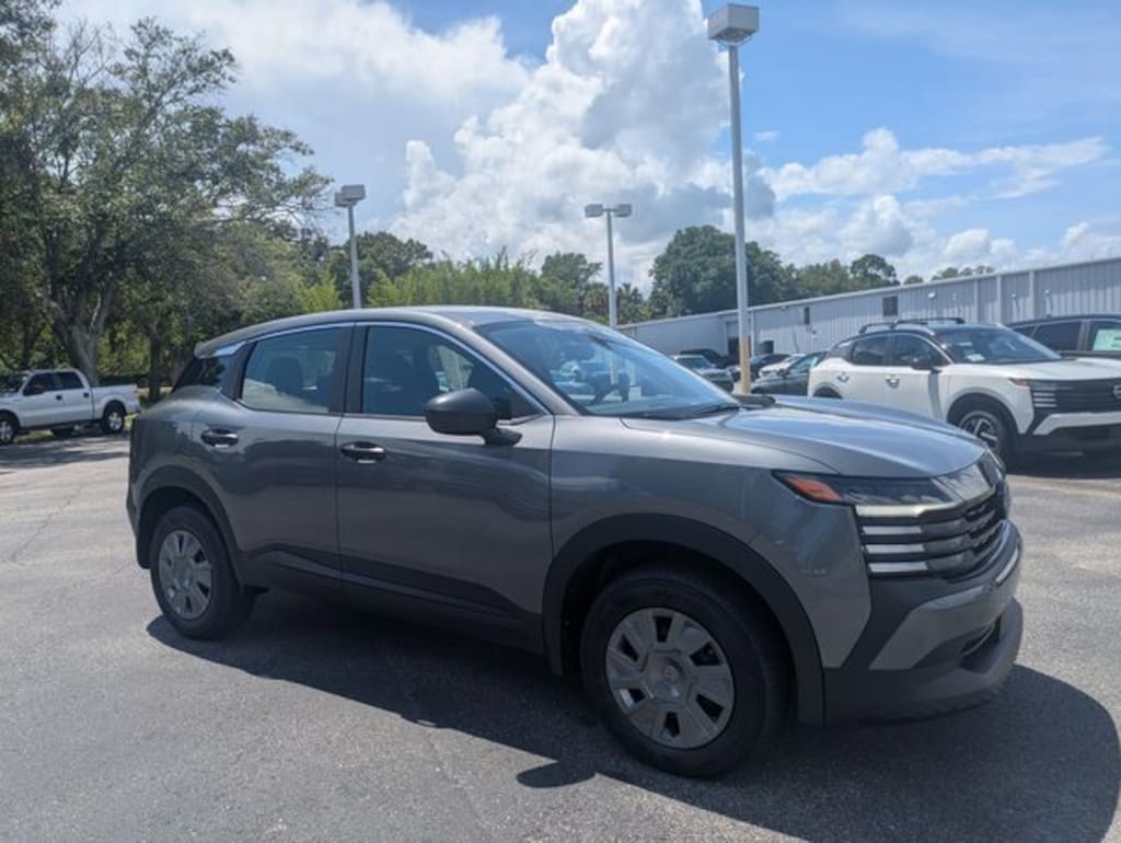 New 2026 Nissan Kicks S SUV