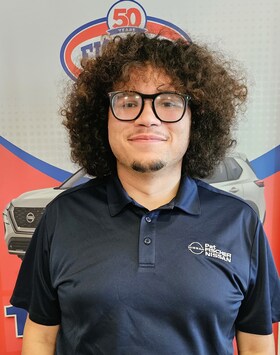 Staff member Jeric Cruz from ID_9f251b
