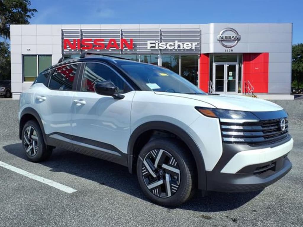 New 2025 Nissan Kicks SV SUV