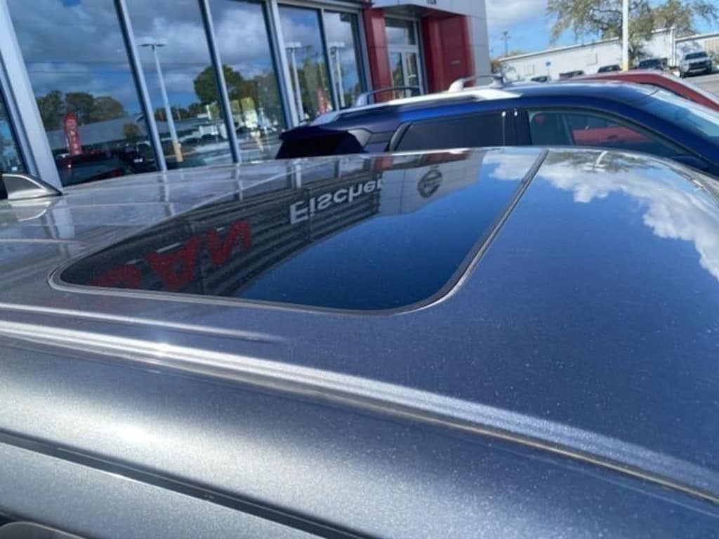 Certified 2024 Nissan Frontier SL Crew Cab 4x2 SL