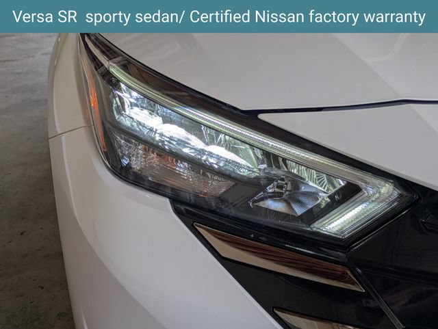2025 Nissan Versa Sedan SR - Photo 10