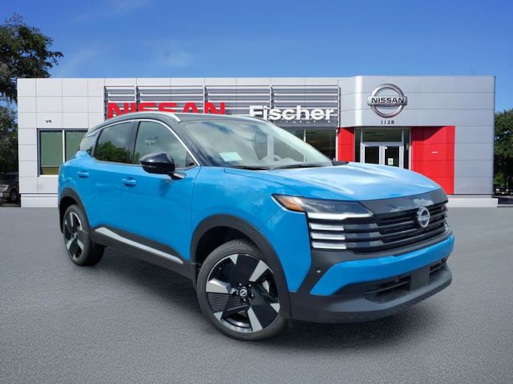 New 2026 Nissan Kicks SR SUV