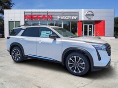 2026 Nissan Pathfinder Platinum SUV