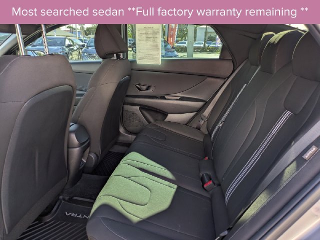 2025 Hyundai Elantra SEL - Photo 14
