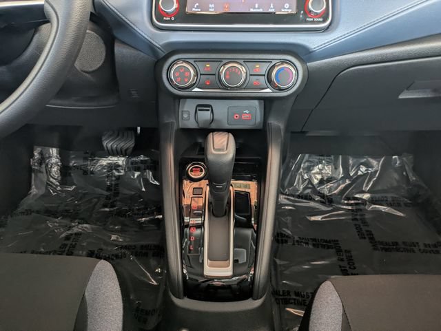 2025 Nissan Versa Sedan SV - Photo 19