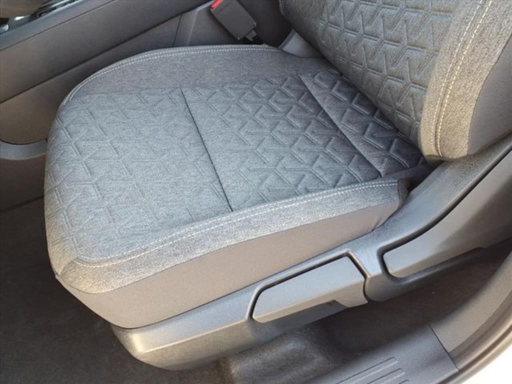 New 2026 Nissan Kicks SV SUV