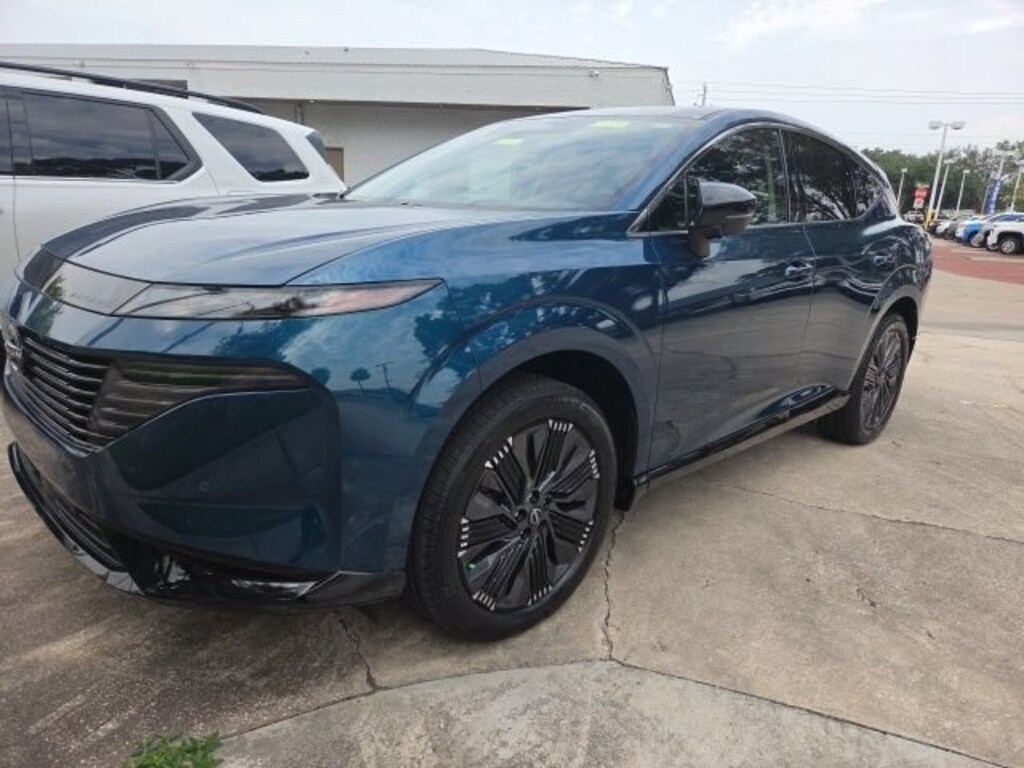 Certified 2025 Nissan Murano Platinum AWD Platinum