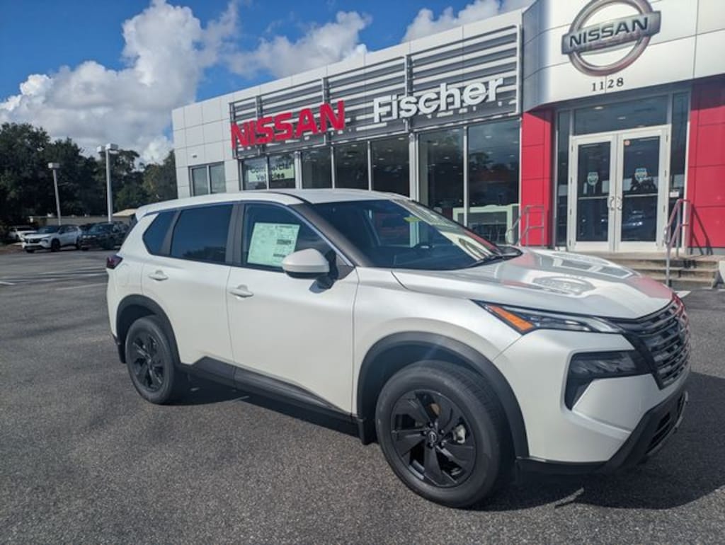 New 2026 Nissan Rogue SV SUV