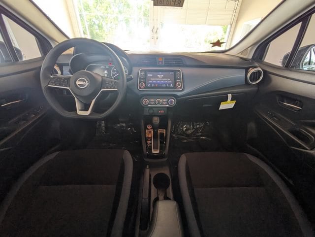 2025 Nissan Versa Sedan SV - Photo 15