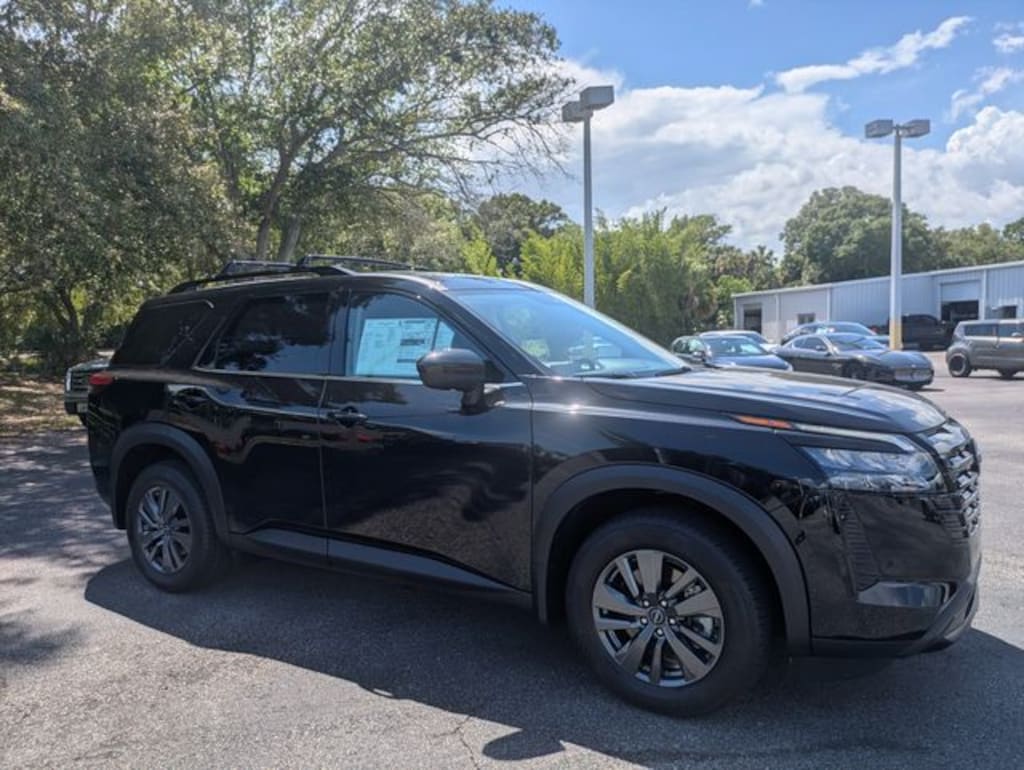 New 2026 Nissan Pathfinder SV SUV