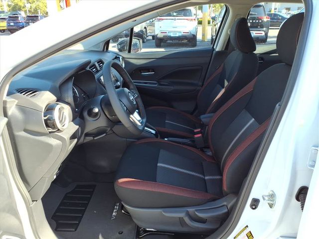 2025 Nissan Versa Sedan SR - Photo 12